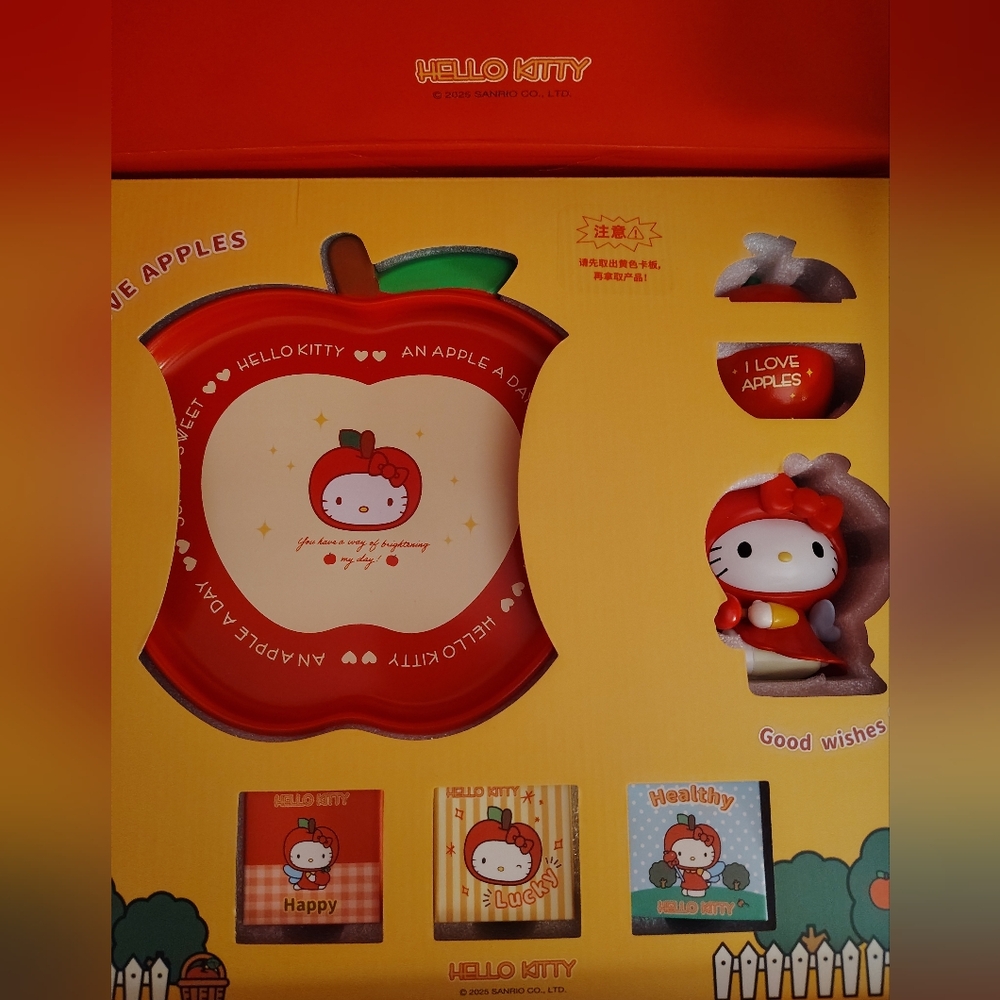 EXCLUSIVE - Hello Kitty x MarTube Aromatherapy Set - Picture 7 of 14